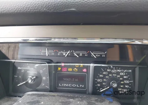 2011 Lincoln Navigator L из США, поврежденный, VIN 5LMJJ3J59BEJ02683